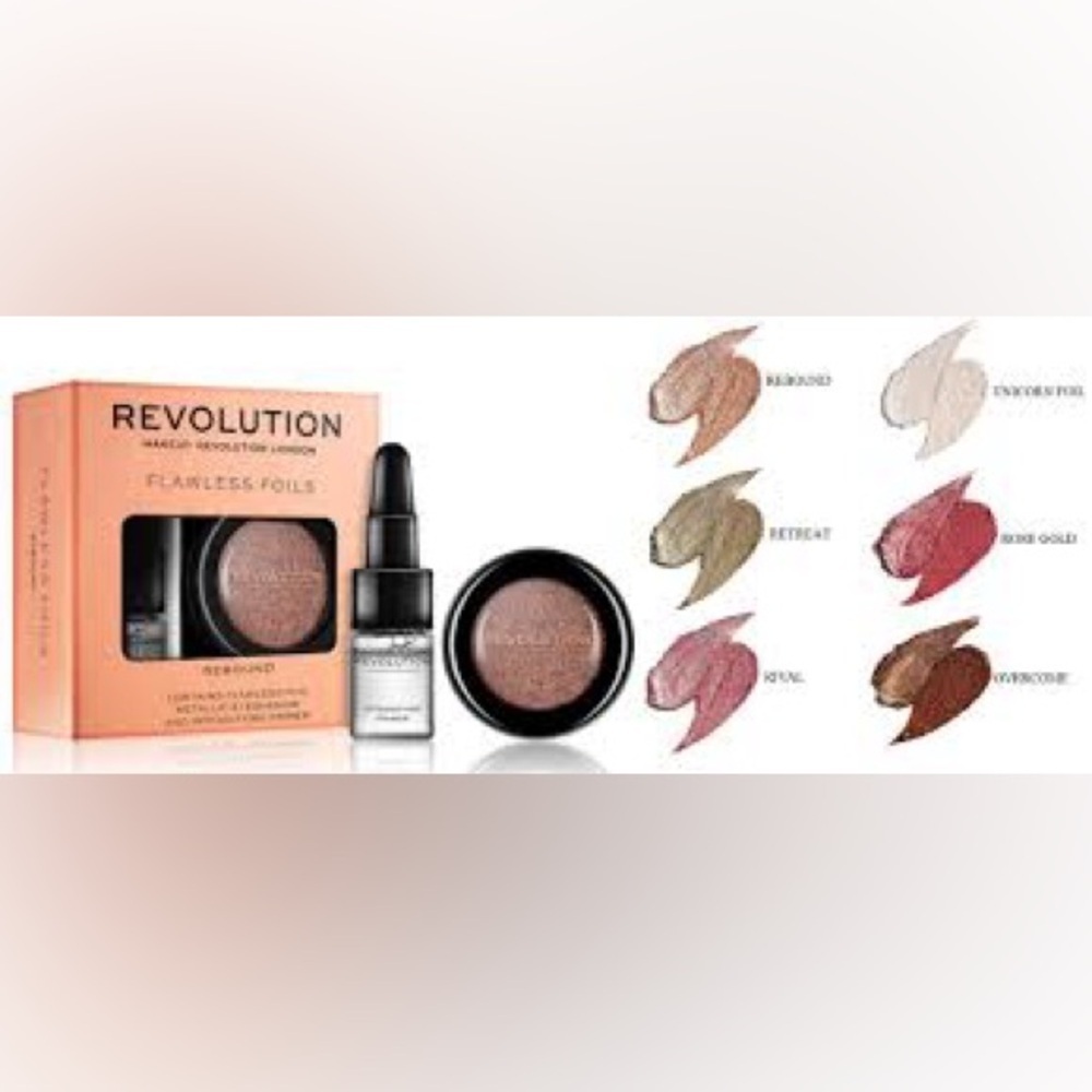 ❄️ Makeup Revolution | Flawless Foils Various Shades Available